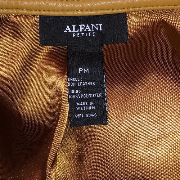 PETITES - Faux Leather Jacket - Size PM - Picture 7 of 9